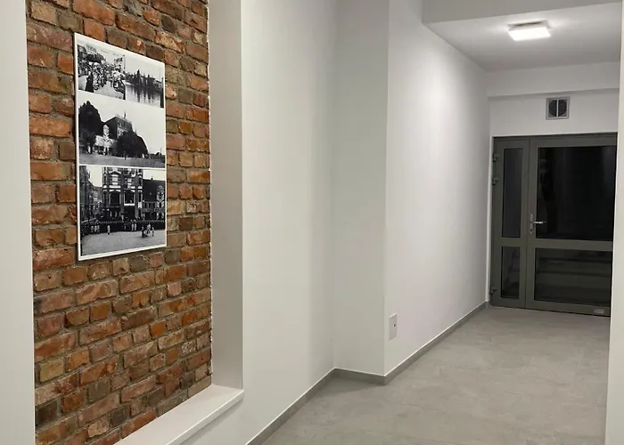 Golden Hour Apartments- Plac Slowianski 17
